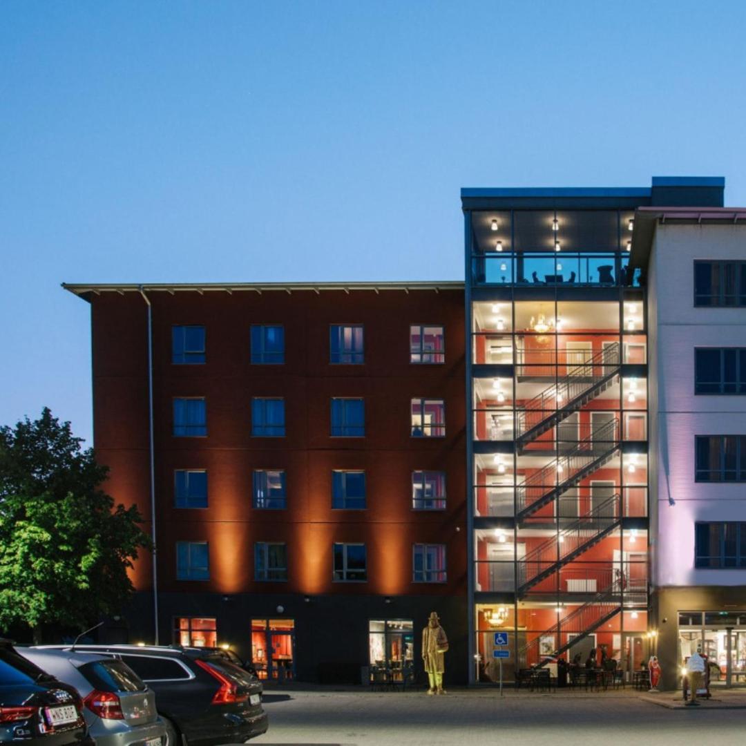 Skara Konst Hotell Exterior foto